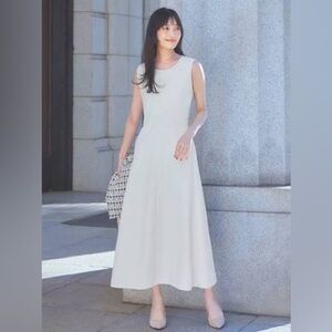 Uniqlo Airism Sleeveless Dress Women’s M White Fit & Flare Pockets